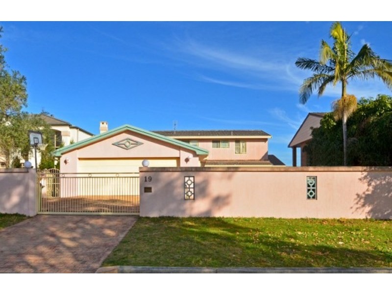 19 Cuttlefish Parade, St Huberts Island NSW 2257