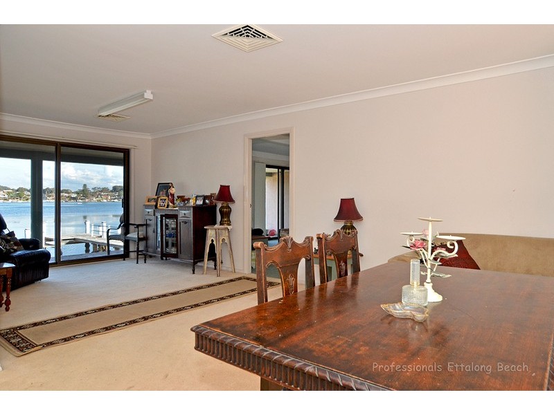 19 Cuttlefish Parade, St Huberts Island NSW 2257
