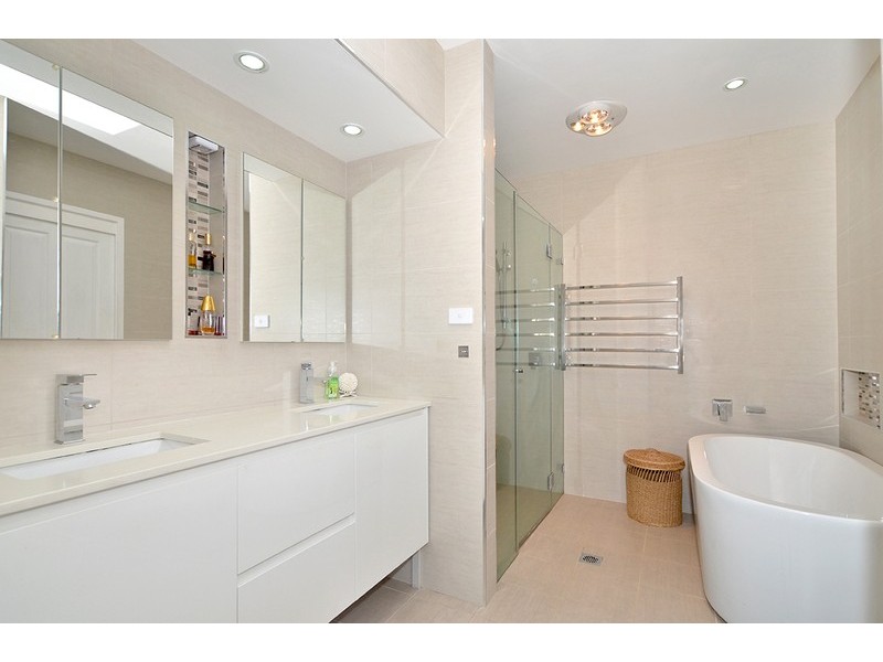 24 Marina View Parade, St Huberts Island NSW 2257