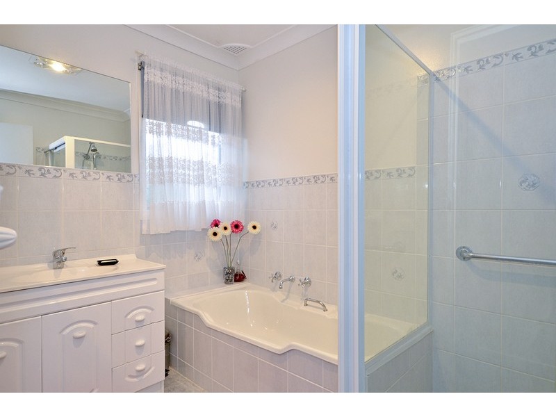 8 Everglades Crescent, Woy Woy NSW 2256