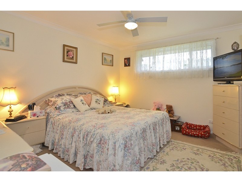 8 Everglades Crescent, Woy Woy NSW 2256