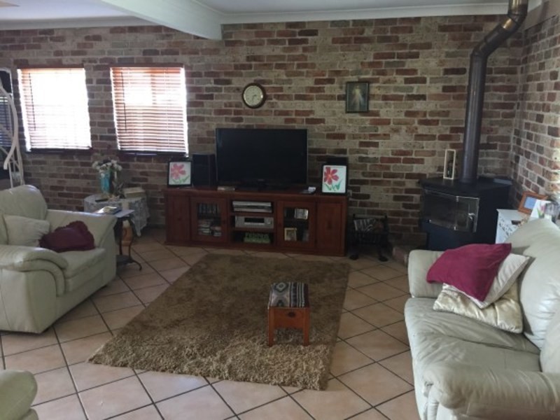 33 Adelaide Avenue, Umina Beach NSW 2257