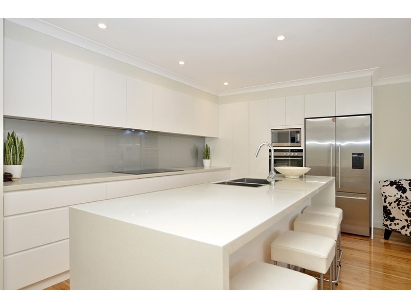 16 Lakewood Avenue, Green Point NSW 2251