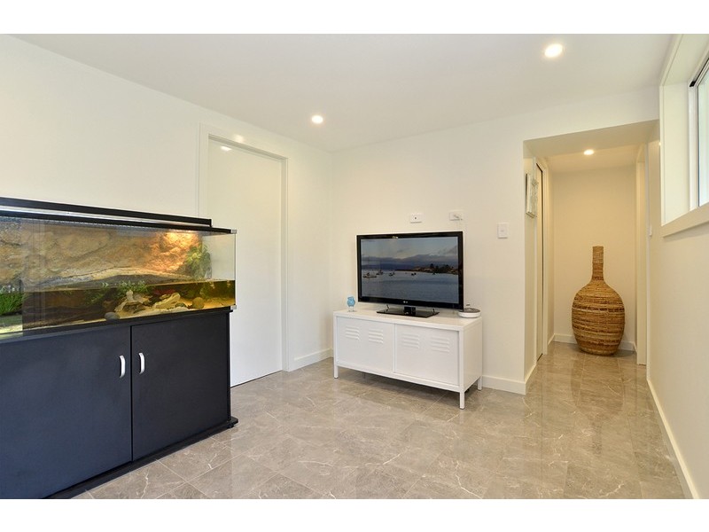 16 Lakewood Avenue, Green Point NSW 2251