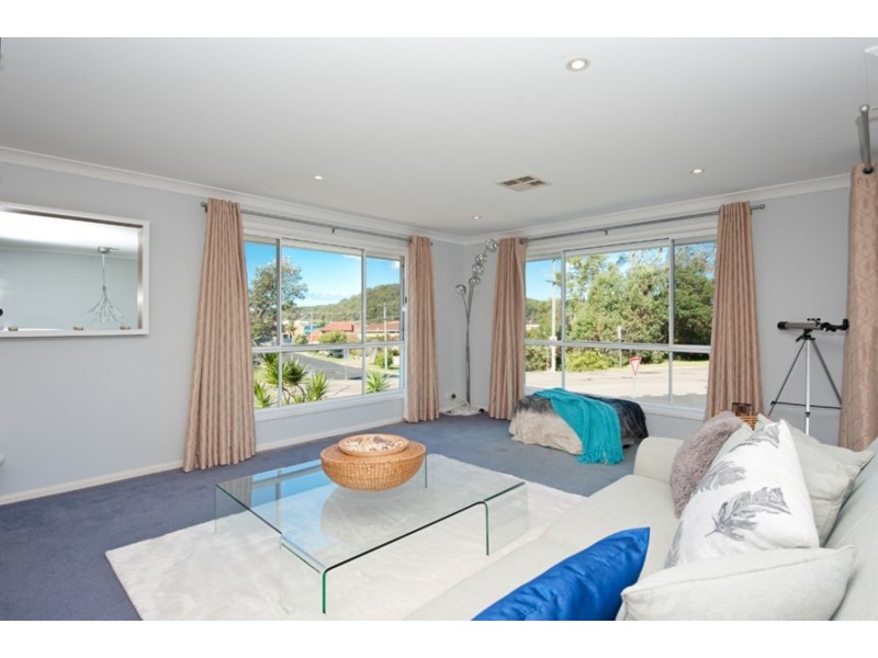 17 Bangalow Street, Ettalong Beach NSW 2257