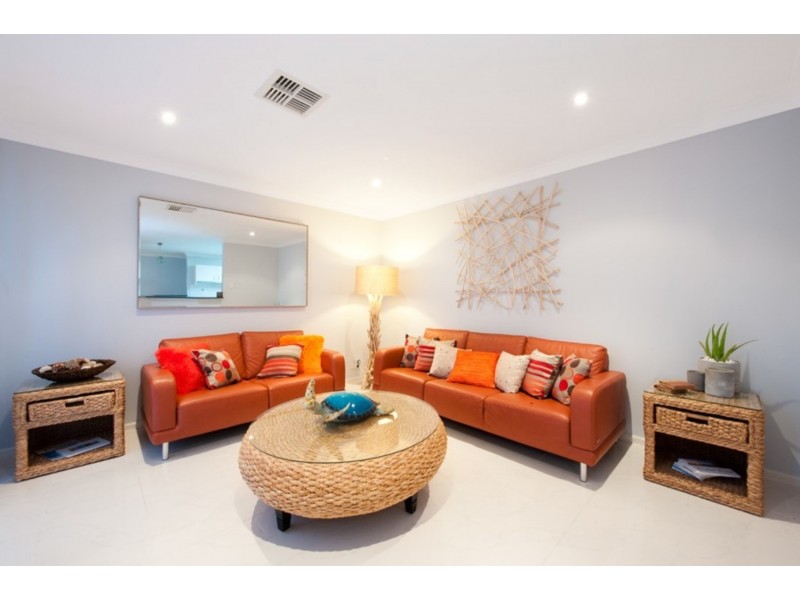 17 Bangalow Street, Ettalong Beach NSW 2257