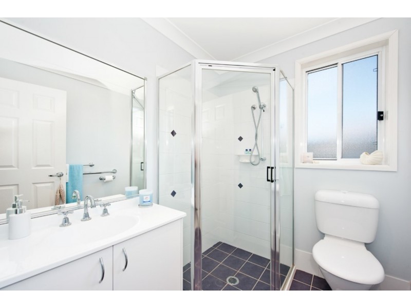 17 Bangalow Street, Ettalong Beach NSW 2257