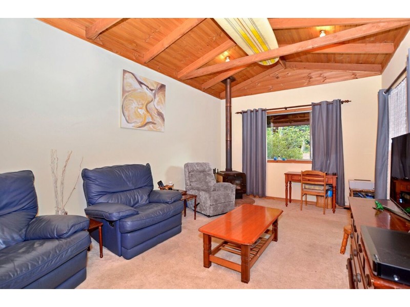 11 Kahibah Road, Umina Beach NSW 2257