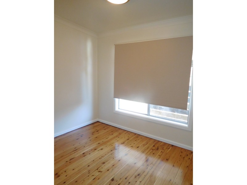 4 Picnic Parade, Ettalong Beach NSW 2257