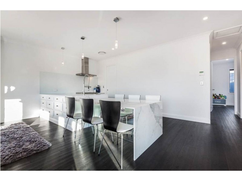 469 Orange Grove Road, Blackwall NSW 2256
