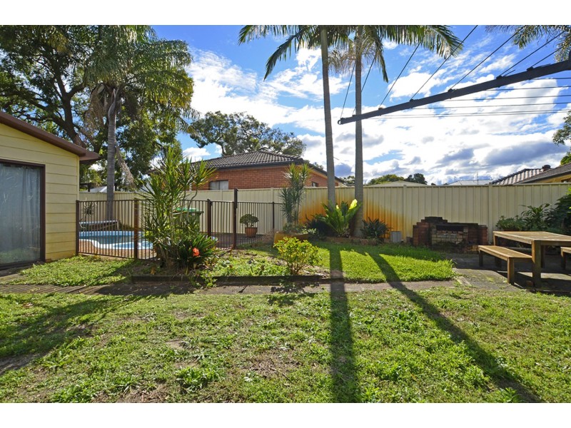 21 Mascot Street, Woy Woy NSW 2256