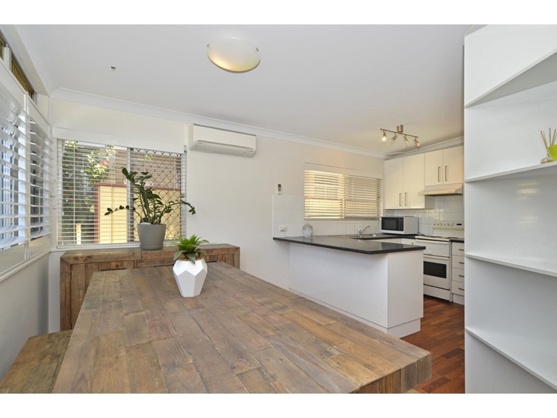 5 Mckenzie Avenue, Woy Woy NSW 2256