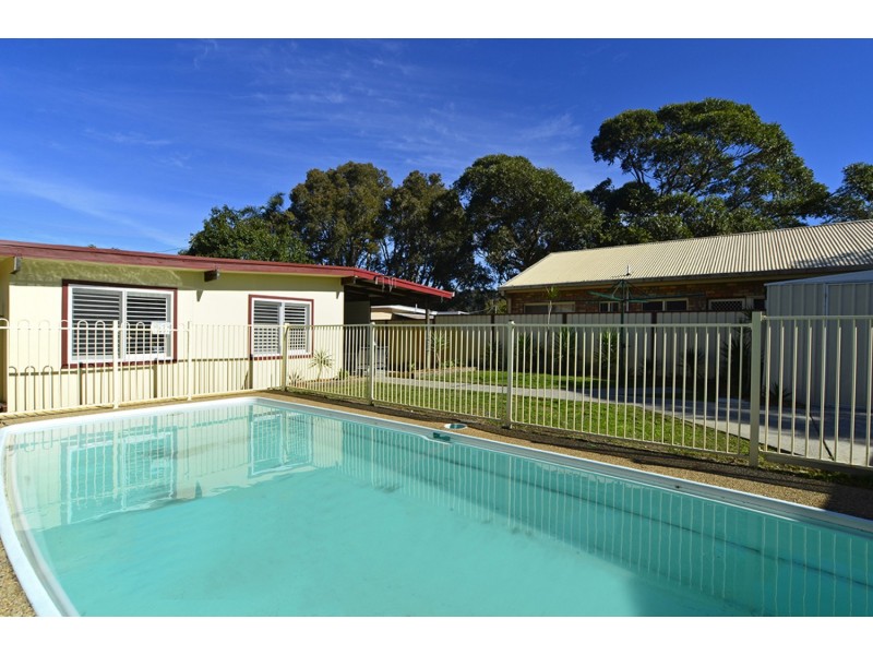 5 Mckenzie Avenue, Woy Woy NSW 2256