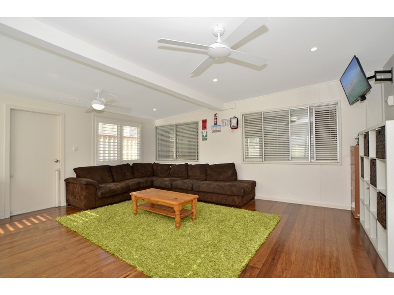 5 Mckenzie Avenue, Woy Woy NSW 2256