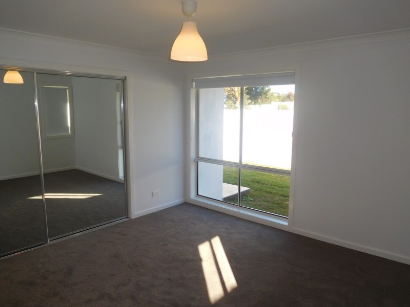 1/1 Burrawang Street, Ettalong Beach NSW 2257