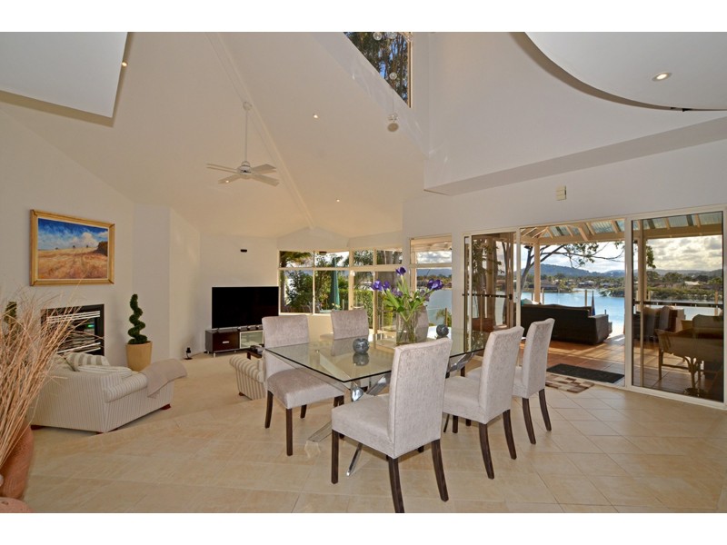 40 Daley Avenue, Daleys Point NSW 2257