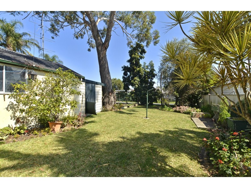 13 Collareen Street, Ettalong Beach NSW 2257