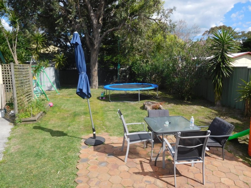 8 Bourke Road, Ettalong Beach NSW 2257