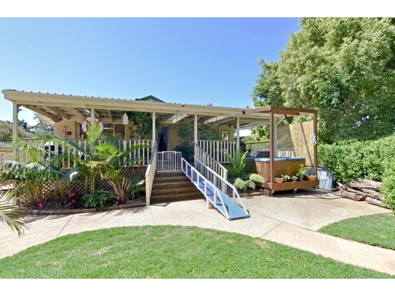 29 Boongala Avenue, Empire Bay NSW 2257