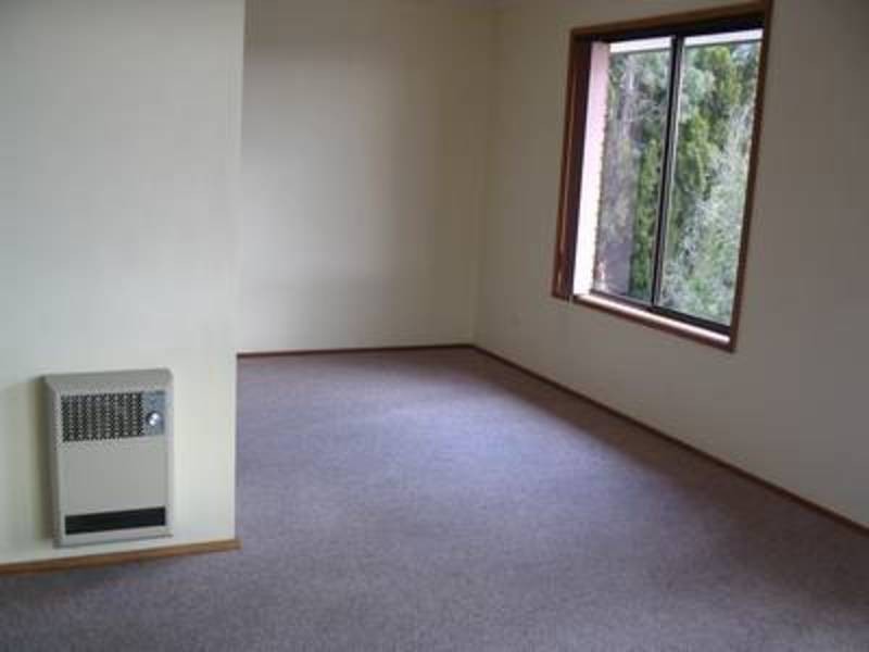 2/10 Longley Court, Glenorchy TAS 7010
