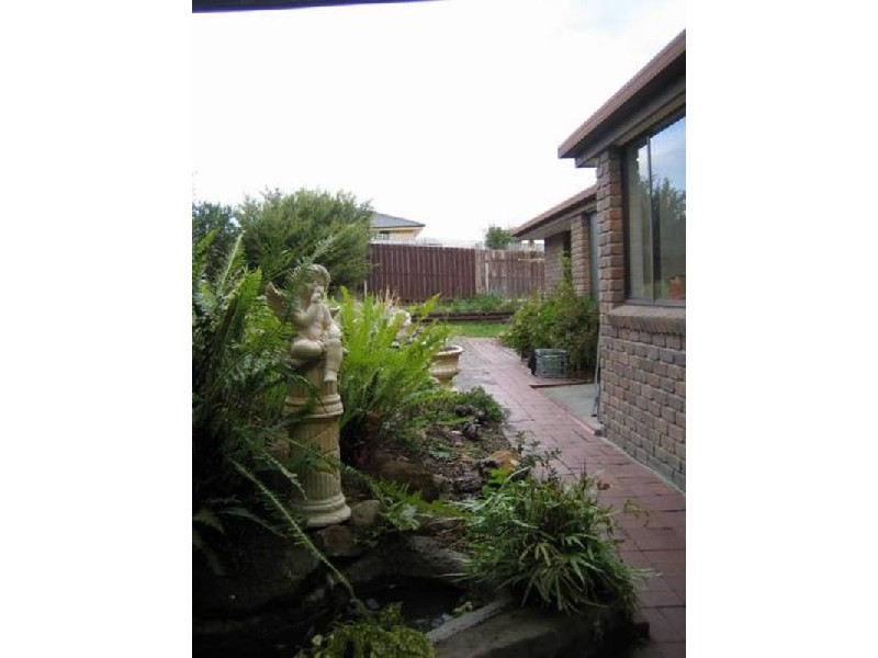 80 Waratah Street, Kingston TAS 7050