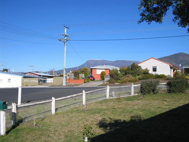 2 Mittara Crescent, Berriedale TAS 7011