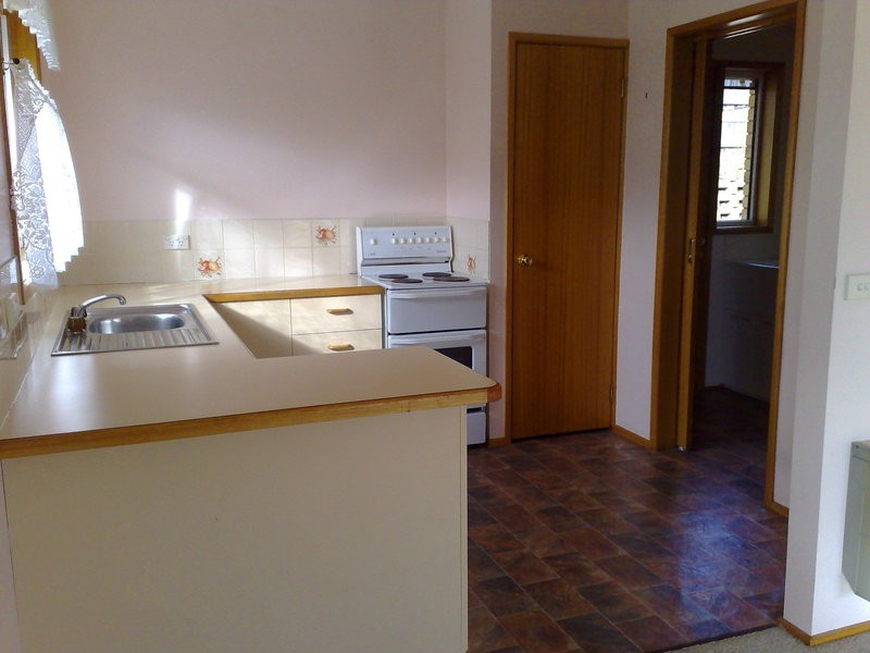 3/3 Rina Court, Glenorchy TAS 7010