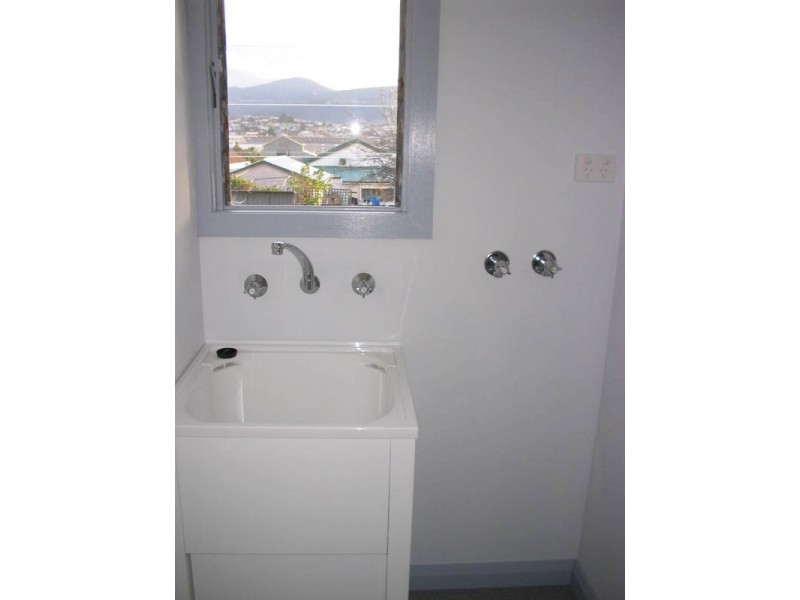 16 Reid Street, Moonah TAS 7009