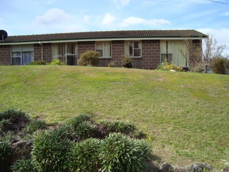 11/17-23 Adelphi Road, Claremont TAS 7011