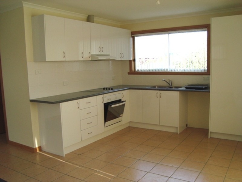 2/13 Bayswater Road, Moonah TAS 7009