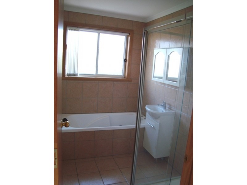 2/13 Bayswater Road, Moonah TAS 7009