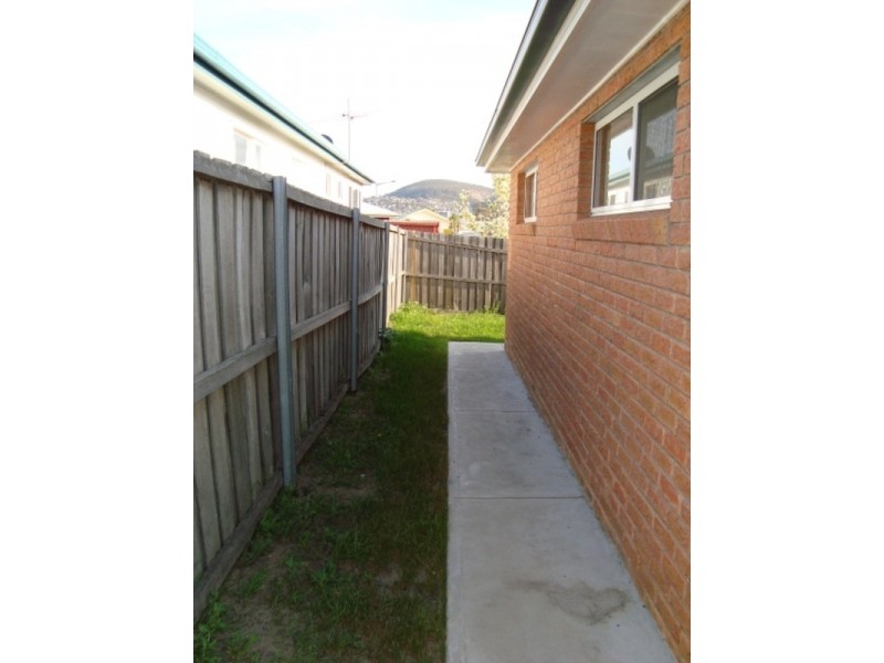 2/13 Bayswater Road, Moonah TAS 7009