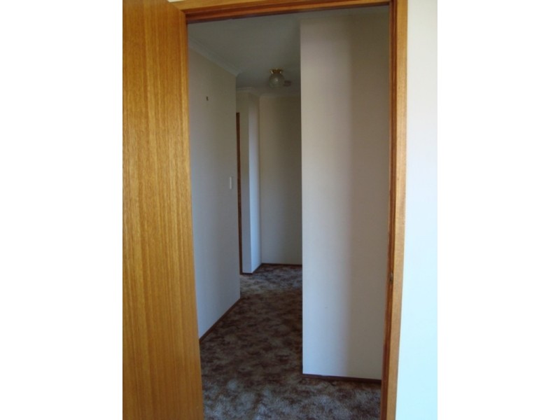 1/8 Donald Court, Glenorchy TAS 7010