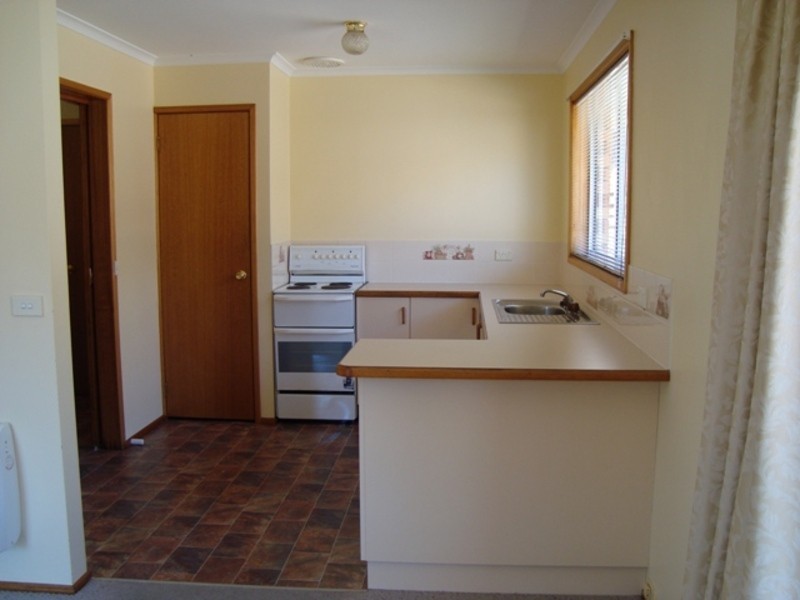 4/3 Rina Court, Glenorchy TAS 7010