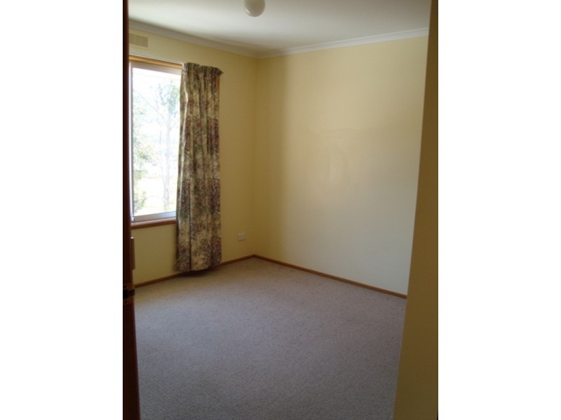 4/3 Rina Court, Glenorchy TAS 7010