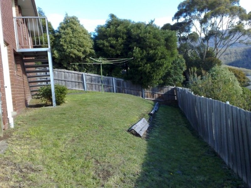 2/5 Daylesford Road, Glenorchy TAS 7010