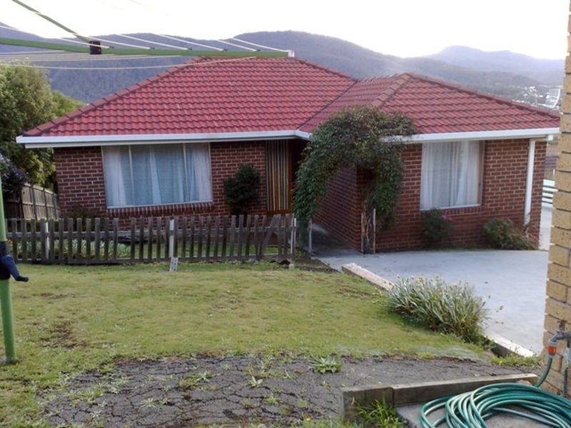2/5 Daylesford Road, Glenorchy TAS 7010