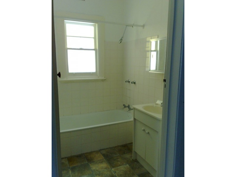 421 Brooker Highway, Moonah TAS 7009