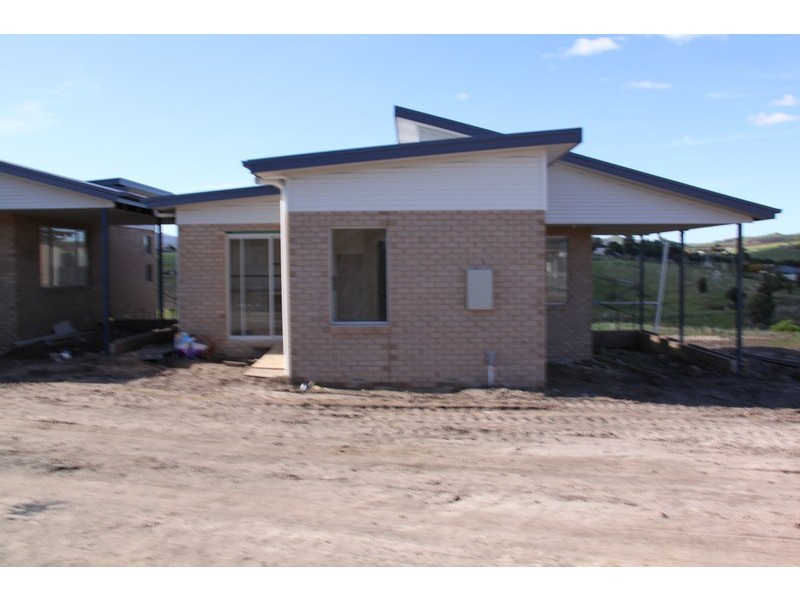 Unit 1/17 Lucas Place, Brighton TAS 7030