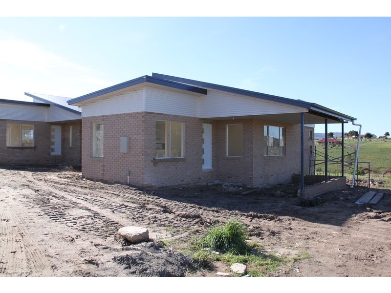 Unit 1/17 Lucas Place, Brighton TAS 7030