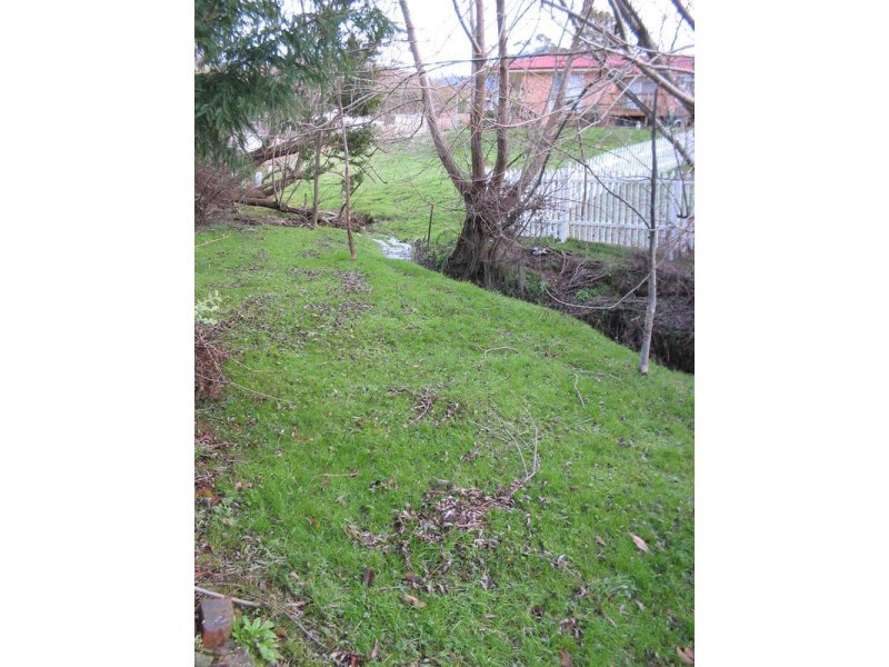 121 Pottery Road, Lenah Valley TAS 7008