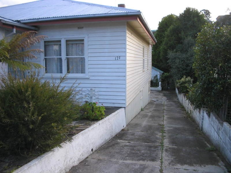 121 Pottery Road, Lenah Valley TAS 7008