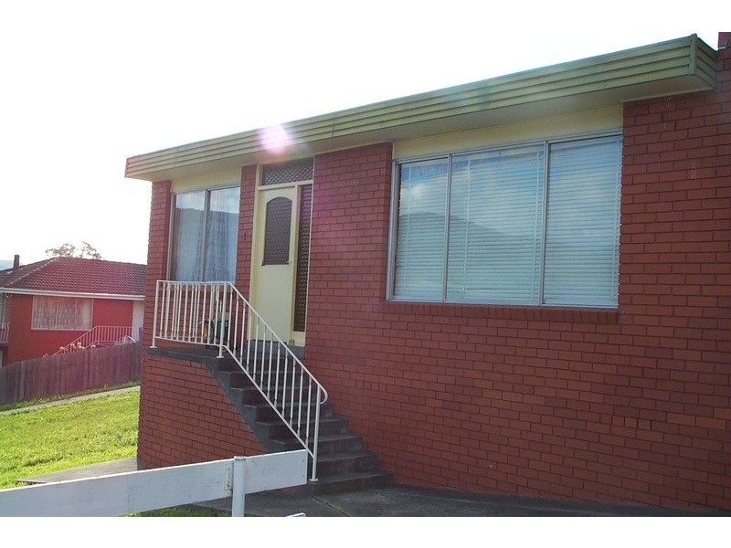 1/10 Gale Street, Glenorchy TAS 7010