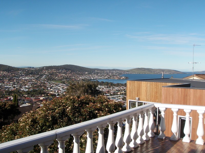14 McClements Street, Howrah TAS 7018