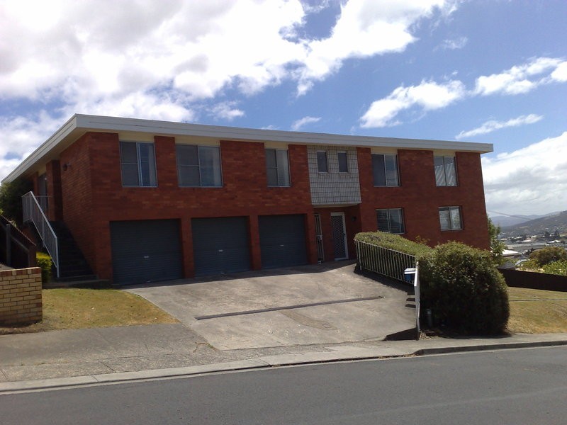 Unit 3/2 Bermuka Street, West Moonah TAS 7009