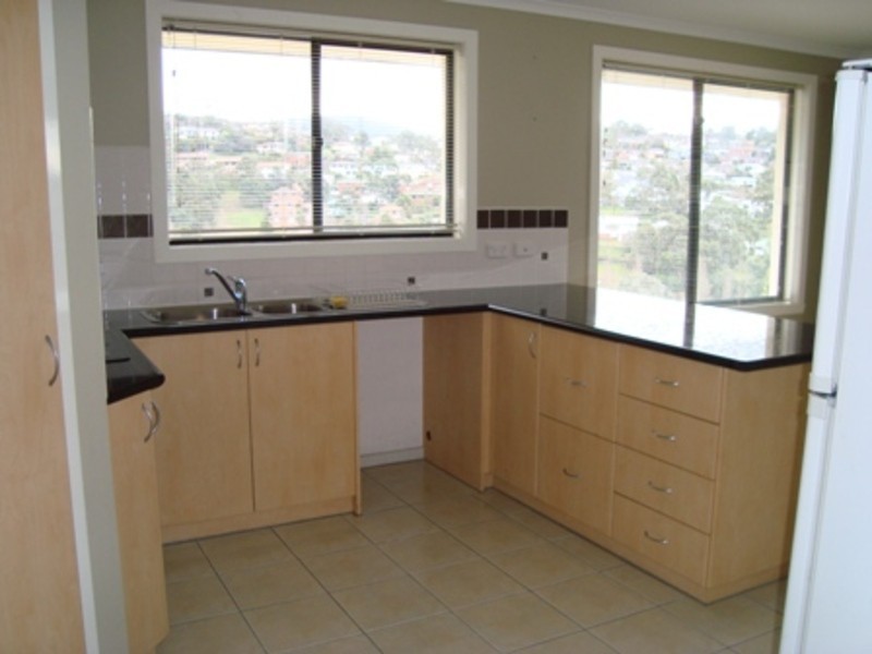 2/15 Shirley Boulevard, Lenah Valley TAS 7008