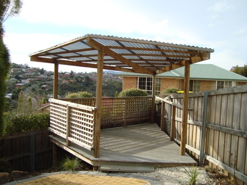 2/15 Shirley Boulevard, Lenah Valley TAS 7008