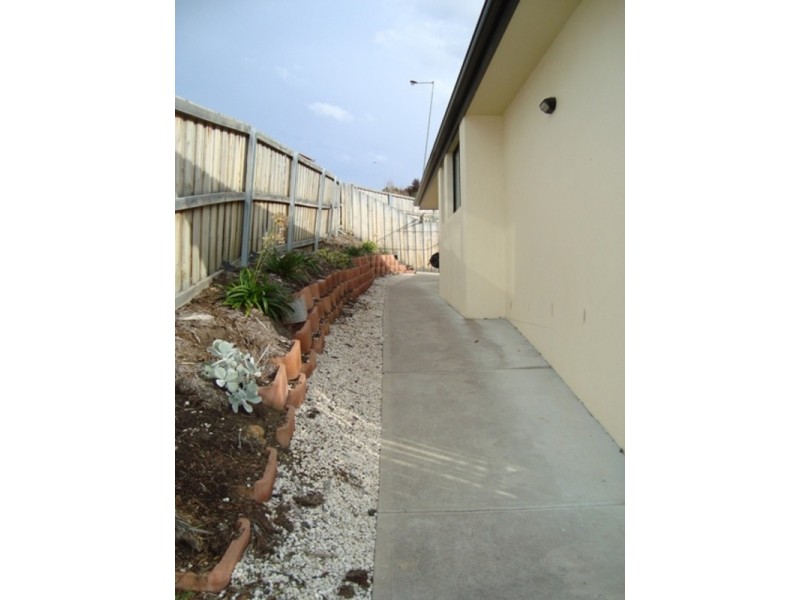 2/15 Shirley Boulevard, Lenah Valley TAS 7008