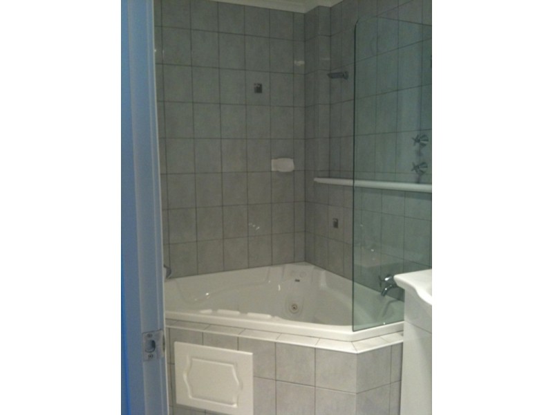 2/18 Easton Avenue, West Moonah TAS 7009