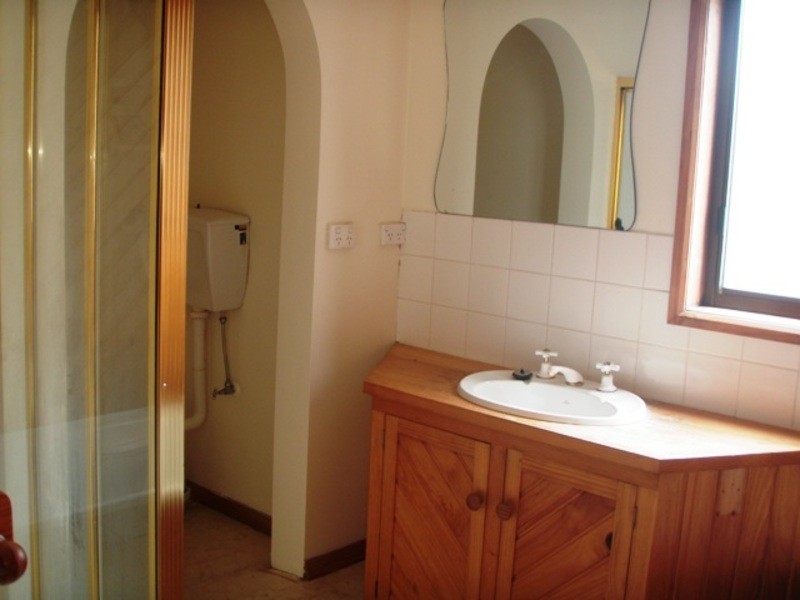 2/97 Hopkins Street, Moonah TAS 7009